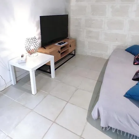 - Parking - Wifi - 1 A 6 Pers -