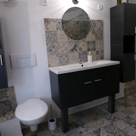 Apartmán - Parking - Wifi - 1 A 6 Pers - *