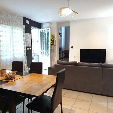 - Clim - Parking - Wifi - 1 A 6 Pers - * Barsac (Gironde)